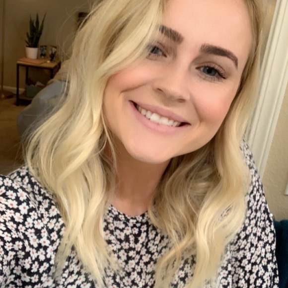 Meet your Posher, Katherine - Picture 1 of 1